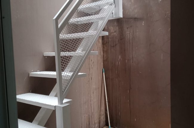 Pengelasan Stainless Steel Jakarta