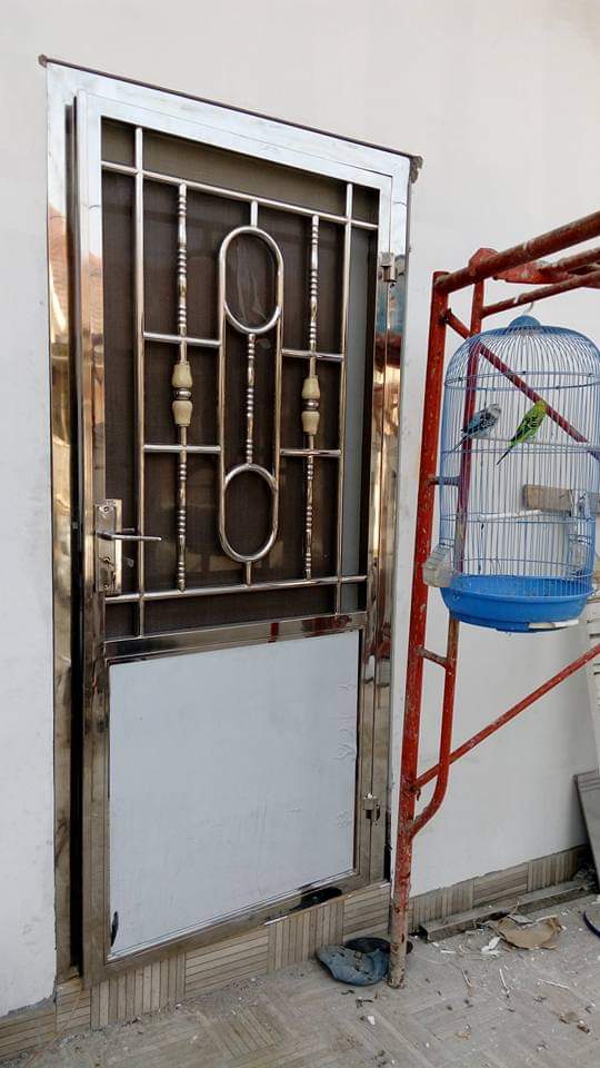 Pembuatan Teralis Jendela Stainless