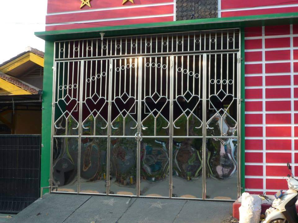 Pembuatan Teralis Pintu Stainless